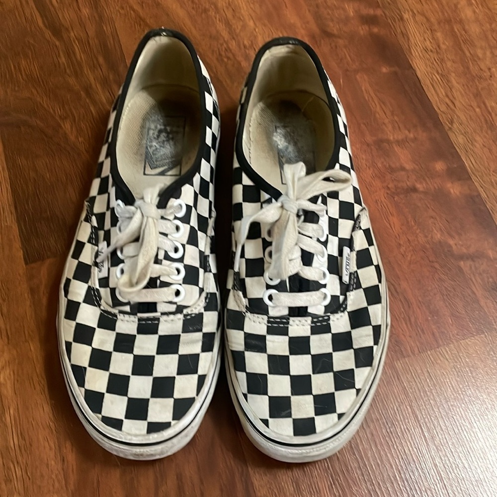 VANS Custom Checkerboard Black and White